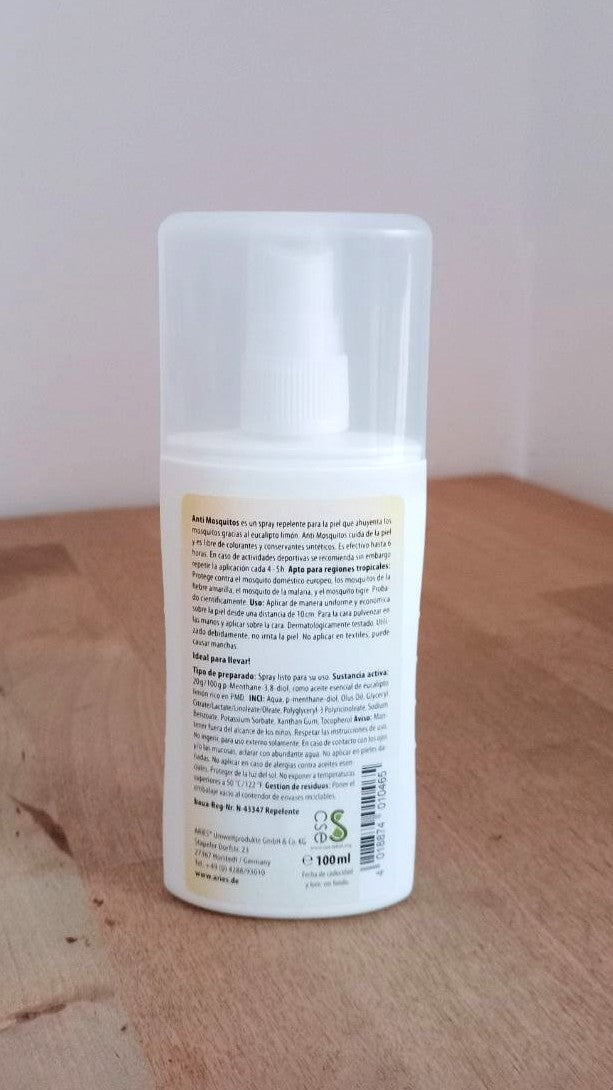 Spray repelente antimosquitos con eucalipto limón