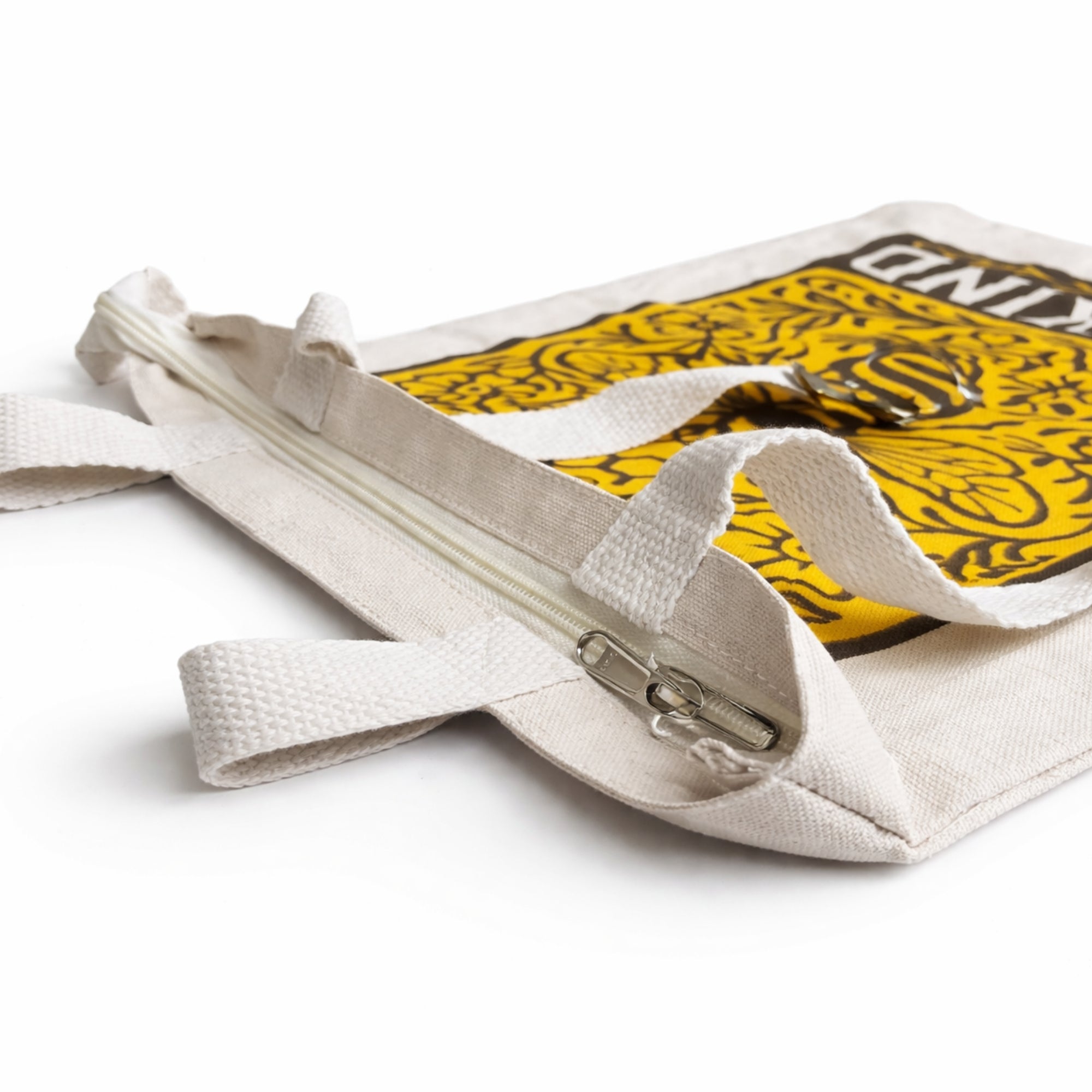 Bolsa Tote Nomad Sari Icónico -BE KIND - Natural