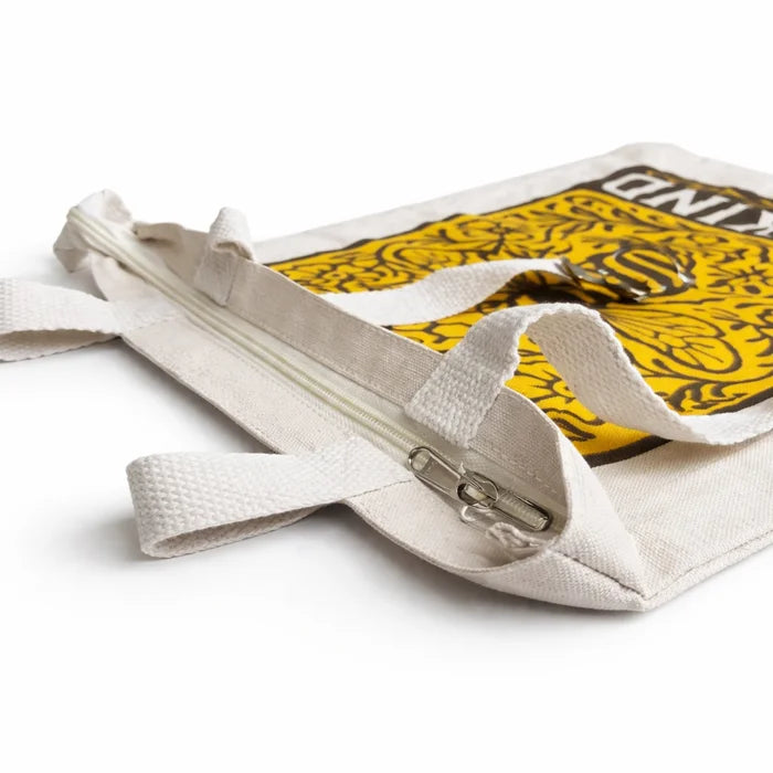 Bolsa Tote Nomad Sari Icónico -BEE KIND - Natural