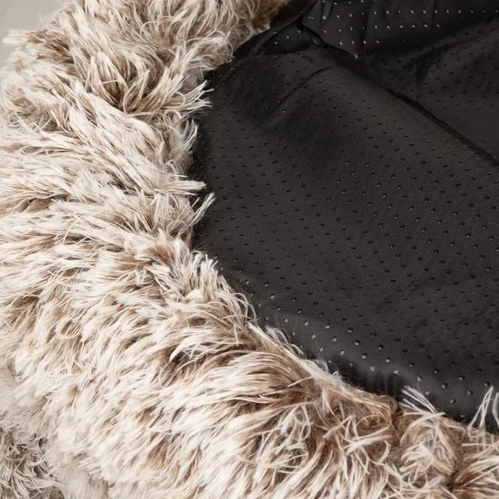 Cama para gatos y perros con forma de patita grande – 70 cm