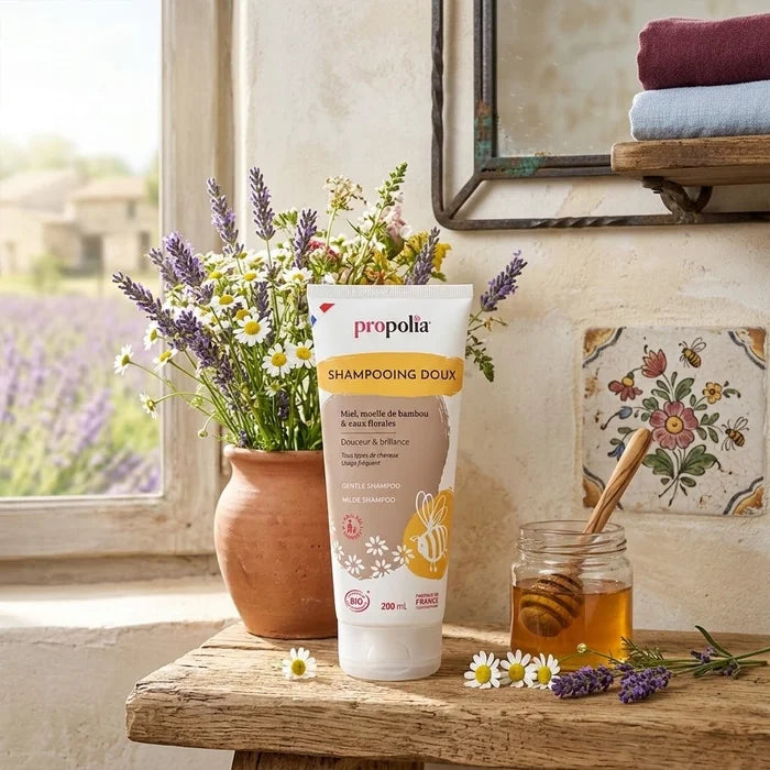 Champú suave orgánico de miel, aguas florales y médula de bambú – 200ml
