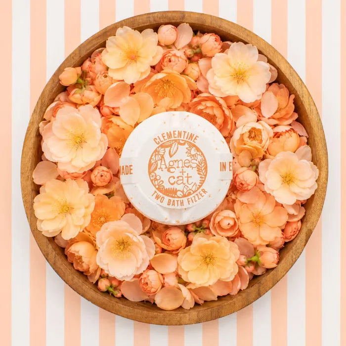 Conjunto de regalo de bombas de baño floral y cítricas de Agnes + Cat