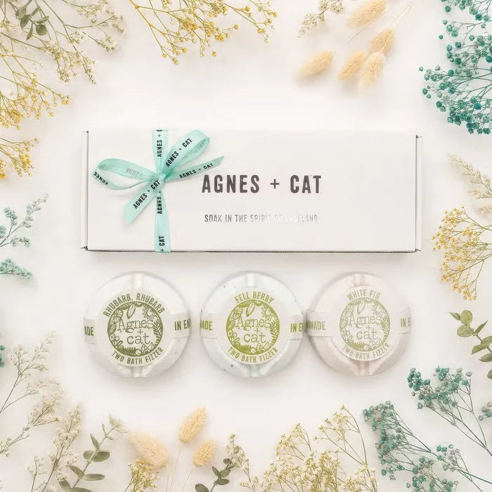 Conjunto regalo de bombas de baño efervescentes Agnes + Cat de aromas de bayas e higo
