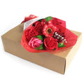 Ramo de 7 flores de jabón en caja
